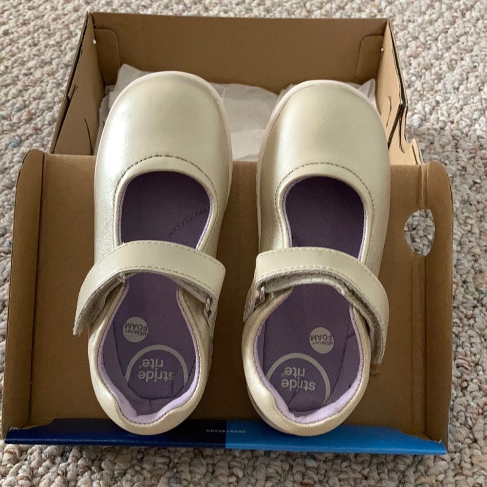 NWT Stride Rite Gold Mary Jane Sneakers